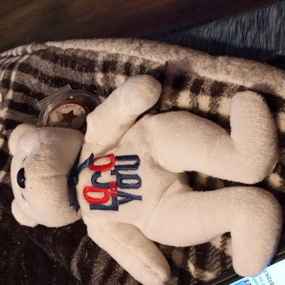 Celebrity bear #36 loco for you
